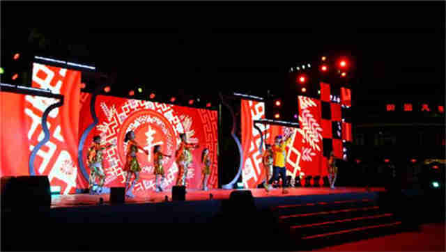 中国新闻网 葫芦岛举行2020葫芦文化节 小葫芦撬动大市场